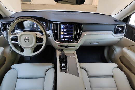 וולוו V60 קרוס קאנטרי